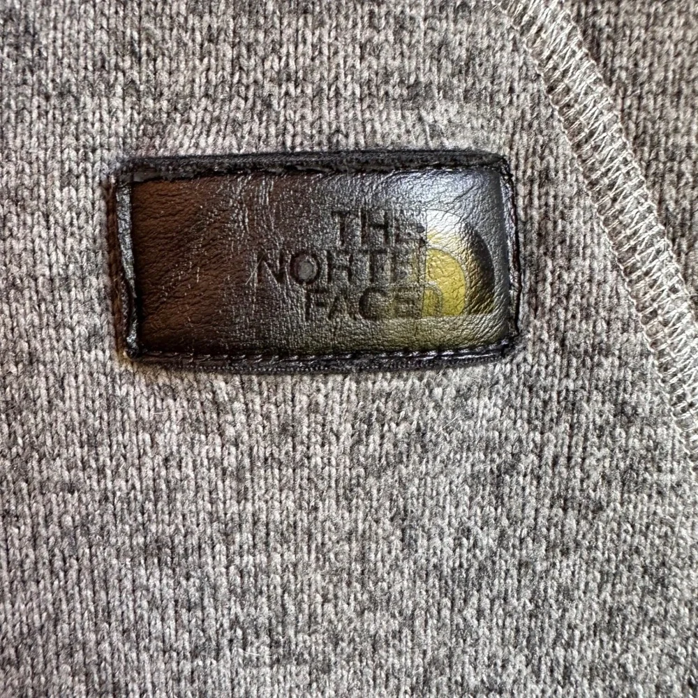 The North Face Zip Up Jacket Mens Gray Hooded Fleece Knit Gorpcore Layering L